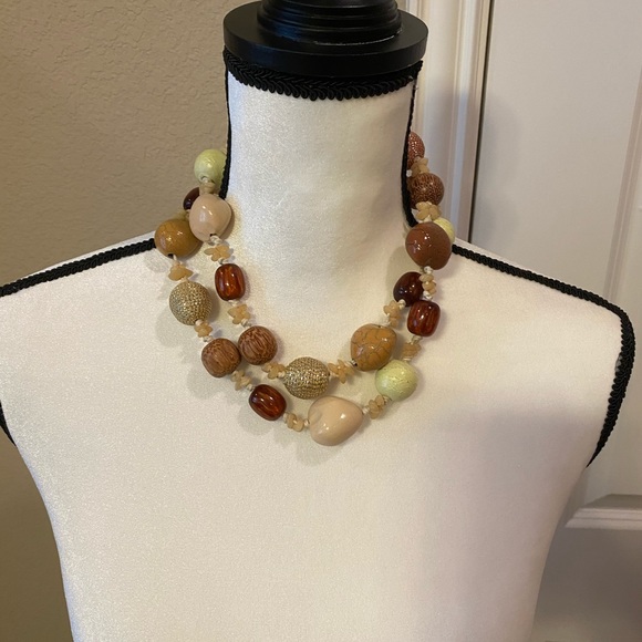 Wooden & Shell Beaded Necklace - Picture 3 of 5
